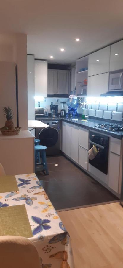 Modern And Cozy Apartment In Centro International 보고타 외부 사진