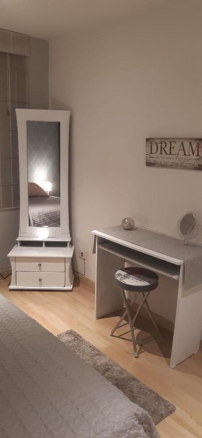 Modern And Cozy Apartment In Centro International 보고타 외부 사진